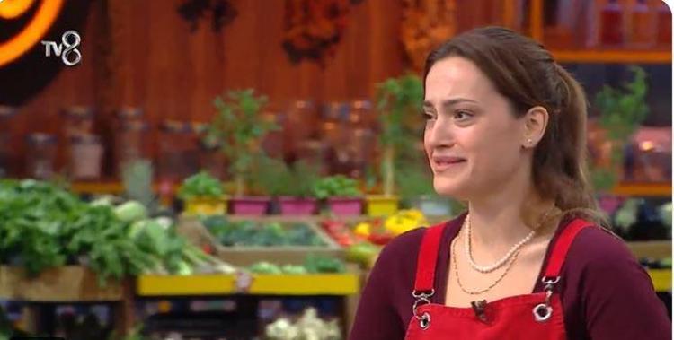 Masterchefte ödülü kazanan yarışmacı belli oldu Yarışmacıların ve yakınlarının duygu dolu anları