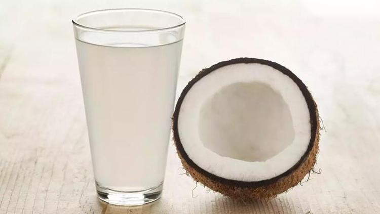 OTURURKEN YAĞ YAKMA: HİNDİSTAN CEVİZİ YAĞININ GÜCÜ