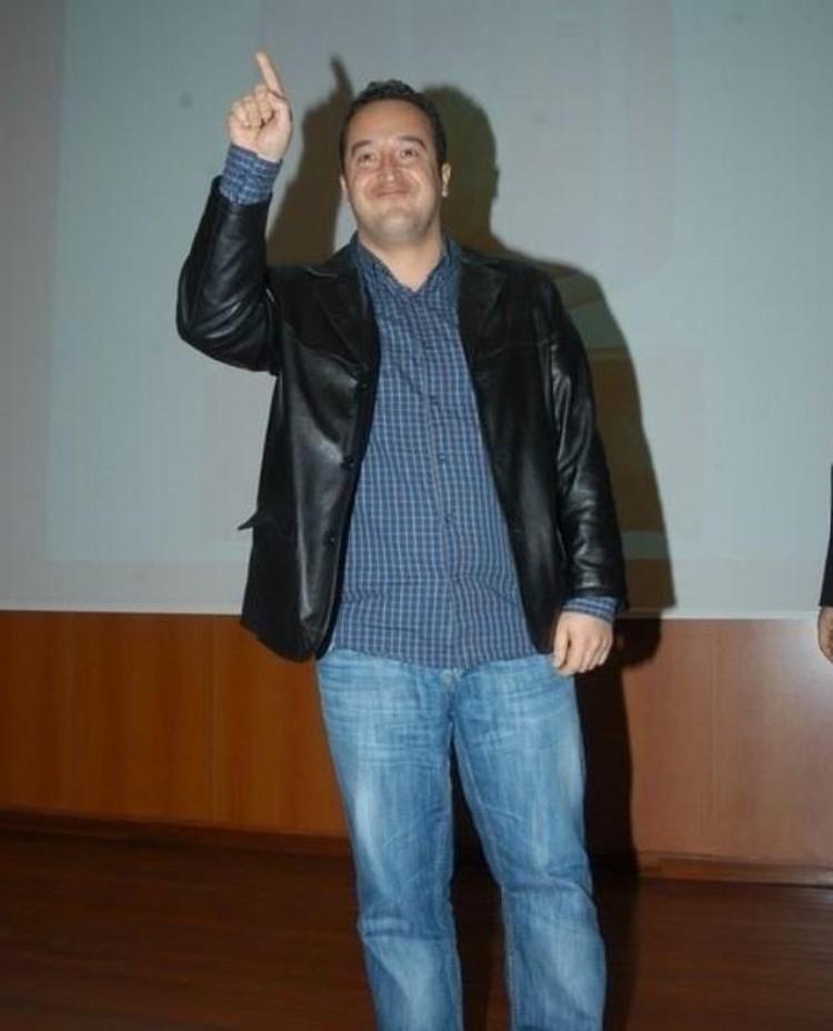 GÜLSENİN İŞ BULMASINI ENGELLEDİĞİ BİLE YAZILMIŞ