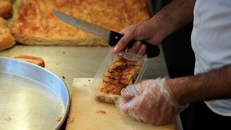 40 yıllık börekçinin börek tarifi Yumuşacık börek nasıl yapılır Evde çıtır çıtır bayatlamayan böreğin püf noktaları