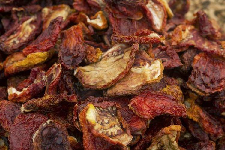 Hatayda hasadı devam ediyor Kilosu 100 TL: C vitamini kralı olarak biliniyor, 1 tane yiyen 100 yaşına kadar yaşıyor, yağları cayır cayır yakıp mum gibi eritiyor