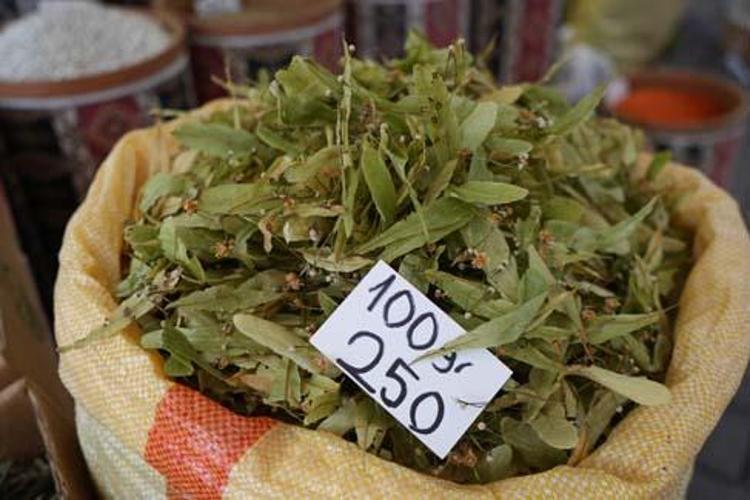 Kilosu altınla yarışıyor 2500 TLden tezgahta yerini aldı: Böyle demleyince öksürük, balgam ve hırıltının kökünü kazıyor, tansiyonu anında dengeliyor