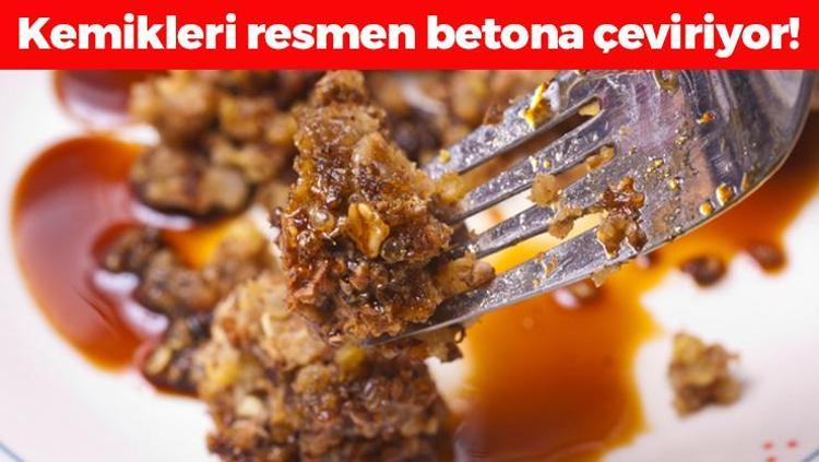 Pekmezin içine karıştırıp kaşık kaşık yiyin Kemikleri betona çevirip diz ağrılarını yok ediyor Öksürük, balgam ve hırıltının kökünü kazıyor