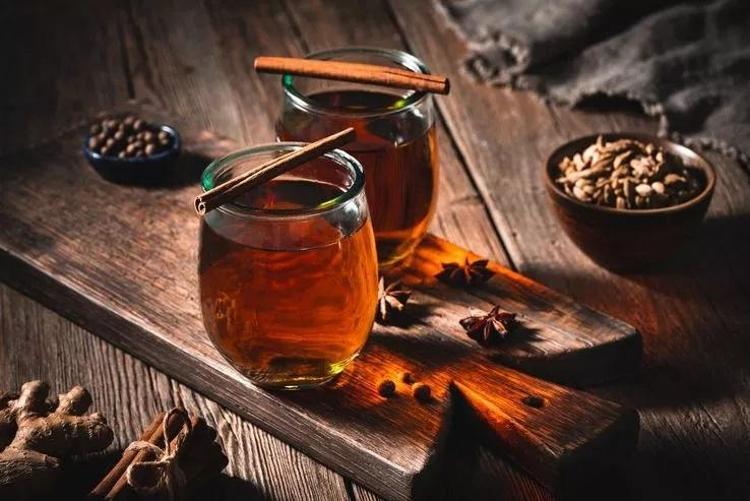 Ihlamur, rezene ve kuşburnunu böyle tüketin Kaynatıp bardak bardak içince kolesterolü sıfırlıyor: Damarları saniyesinde genişletiyor