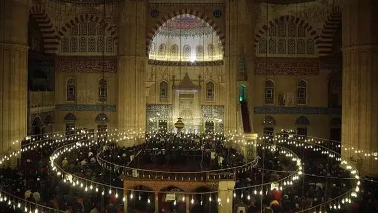 ÜÇ AYLAR TESPİHLERİ VE ZİKİRLERİ: Üç aylarda hangi tespihler çekilir Üç aylar tespihi nasıl çekilir