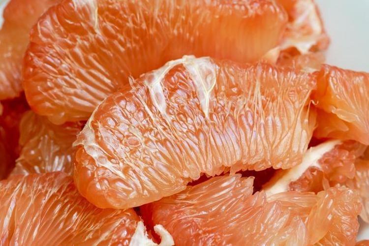 ANTİOKSİDAN ÖZELLİKLERE SAHİPTİR