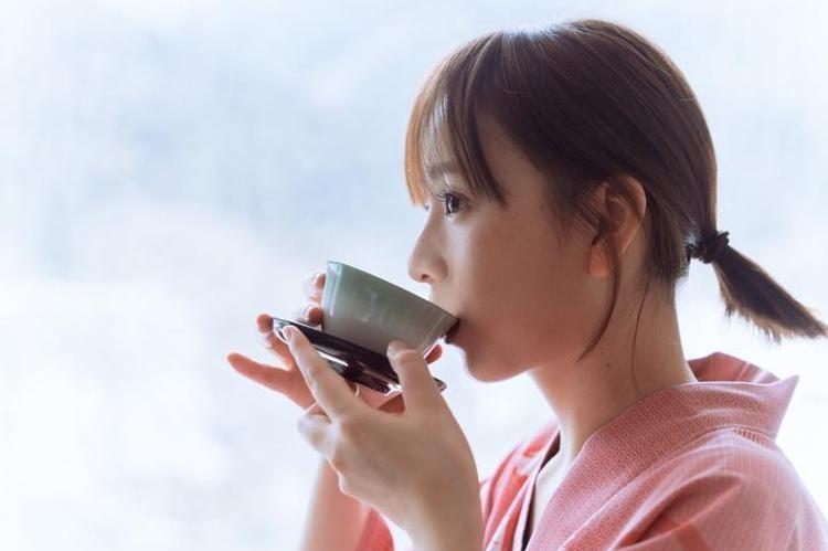 KALBİ GÜÇLENDİRİP DAMARLARI KORUR