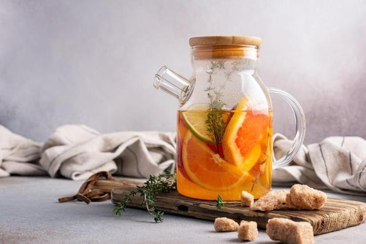 DETOKS ETKİSİYLE BÖBREKLERİ VE KARACİĞERİ TEMİZLER