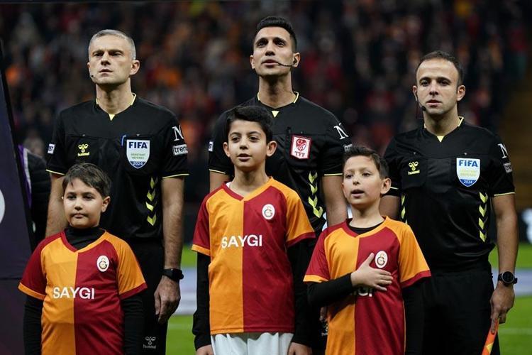 Galatasaray Göztepe maçında 3 gol ve 1 penaltı vardı Aslan galibiyet serisine devam dedi