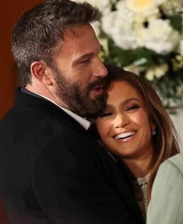 17 yıl sonra bir araya gelmişlerdi Jennifer Lopez ve Ben Affleck boşandı