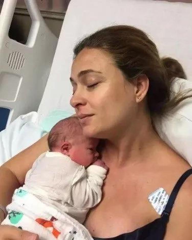 CEYDA DÜVENCİ- OĞLU OKAN ALİ
