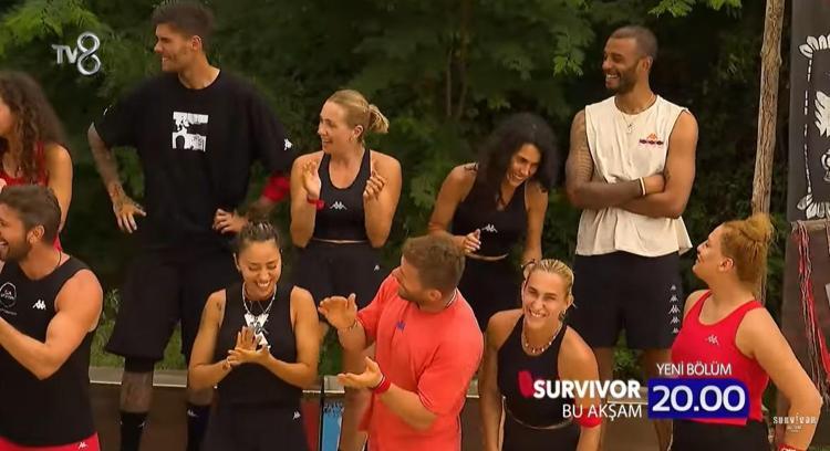 Aşk mı var Survivor 2025te tehlikeli yakınlaşma
