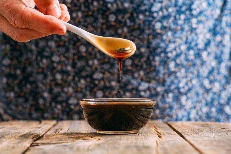 PEKMEZİ TÜKETİRKEN VE SAKLARKEN…