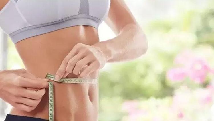 Karın yağlarının en büyük düşmanı Metabolizmayı ışık hızında çalıştırıyor: Vücutta fazla kilodan eser bırakmıyor, göbeği dümdüz yapıyor