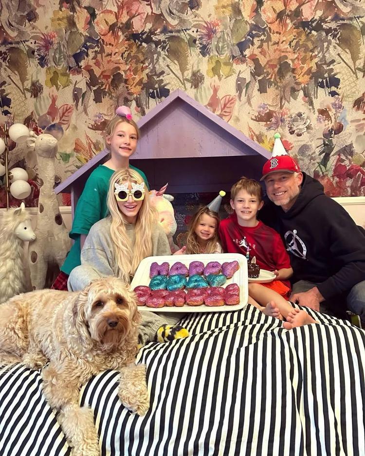 ÇİFTİN 3 ÇOCUKLARI VAR