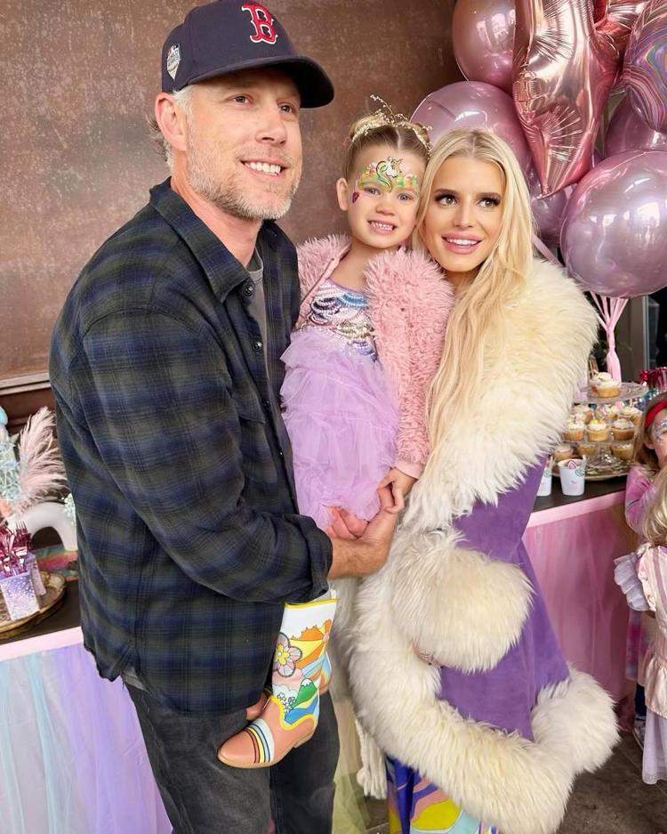 Jessica Simpson ve Eric Johnsonın 10 yıllık evliliği sona erdi Büyük aşkta hüsran...