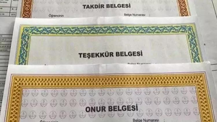 İlkokulda takdir teşekkür var mı 2026 4.sınıfta takdir teşekkür veriliyor mu Karne günü velilerin gündeminde yer alıyor