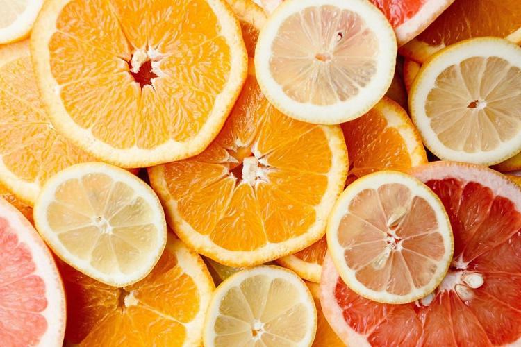 Dondurulduğu an vitamini sıfırlanıyor Portakal, greyfurt ve mandalinayı böyle tüketmek gerekiyormuş