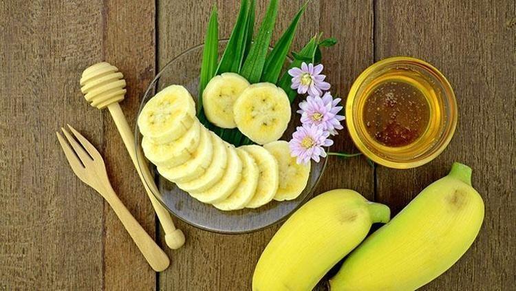 ELMA SİRKESİ VE BAL KARIŞIMI