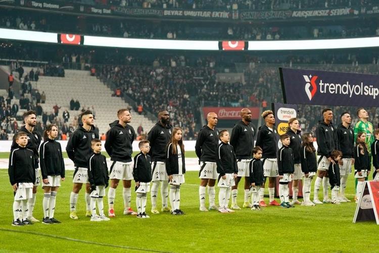 BEŞİKTAŞ’TA 4 DEĞİŞİKLİK