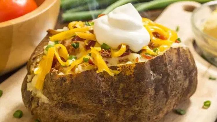 SADECE KUMPİR YEMEK İSTEMİŞLERDİ