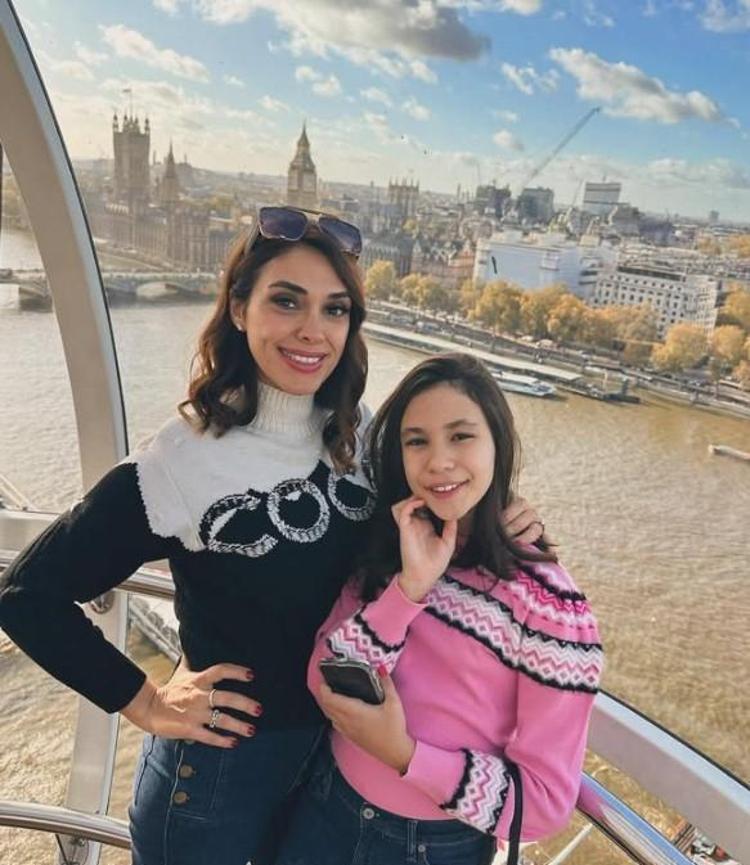 Zuhal Topal yangın felaketinde yakınlarını kaybetti Ah pırlanta kalplim