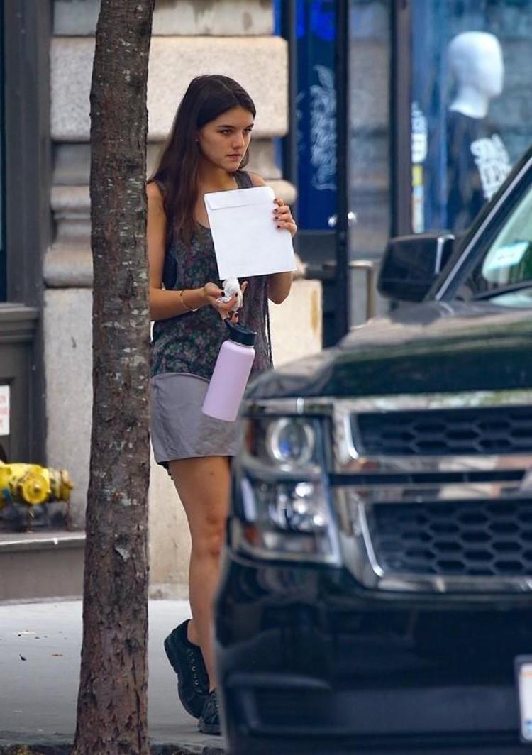 Büyüdükçe annesine benzedi... Artık kızında kendi gençliğini görüyor