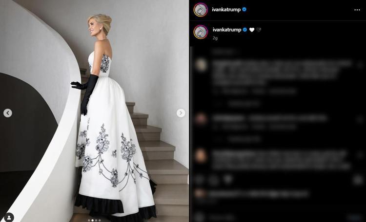 Ivanka Trump yemin töreninde boynunda servet taşıdı