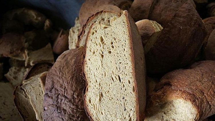 Bu ekmeği yiyenler kilo veriyor Saatlerce tok tutuyor: Besin değeri olarak beyaz ekmeği ikiye katlıyor, tüketen cayır cayır yağ yakıyor