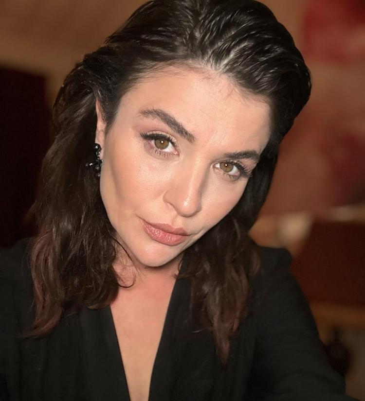 Gonca Vuslateri: Asya ile birlikte kendimi de doğurdum