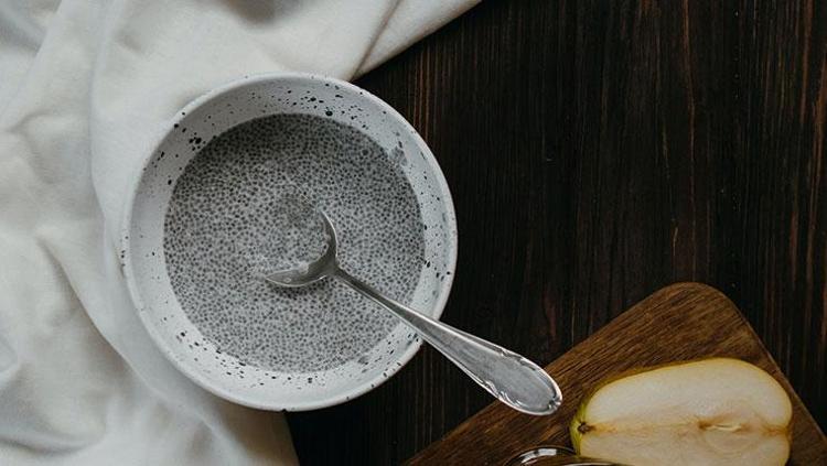 Chia tohumunu yıllarca yanlış yemişiz Metabolizmayı makine gibi çalıştırıyor: Kemik ve kasları taş gibi yapıyor, kabızlık derdini bitiriyor