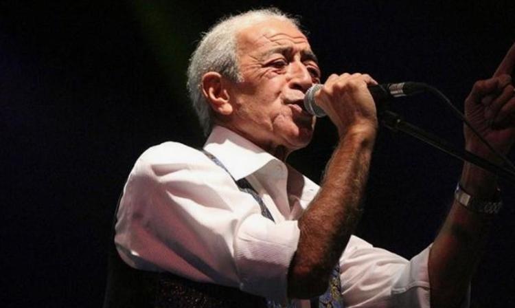 Günlerdir yoğun bakımda yatıyor Edip Akbayramın kızından duygulandıran paylaşım
