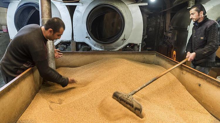 Tahinin içine 1 kaşık ekleyin Balgamlı öksürük, hırıltı ve nefes darlığının kökünü kurutuyor Kemikleri betona çeviren karışım: Kan basıncını düşürüyor