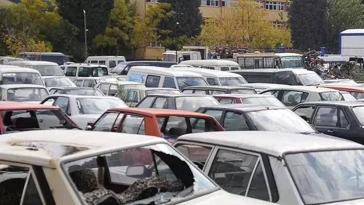 Hurda teşviki çıktı mı Hurda teşviki ne zaman, hangi tarihte çıkacak Gözler hurda teşviki için Meclisten gelecek açıklamayı bekliyor