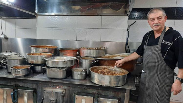 Osmanlı mutfağının asırlık sırları: Bu yöntemle pişen yemeklerin tadına doyum olmuyor