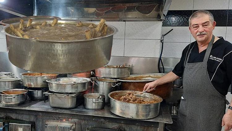Osmanlı mutfağının asırlık sırları: Bu yöntemle pişen yemeklerin tadına doyum olmuyor