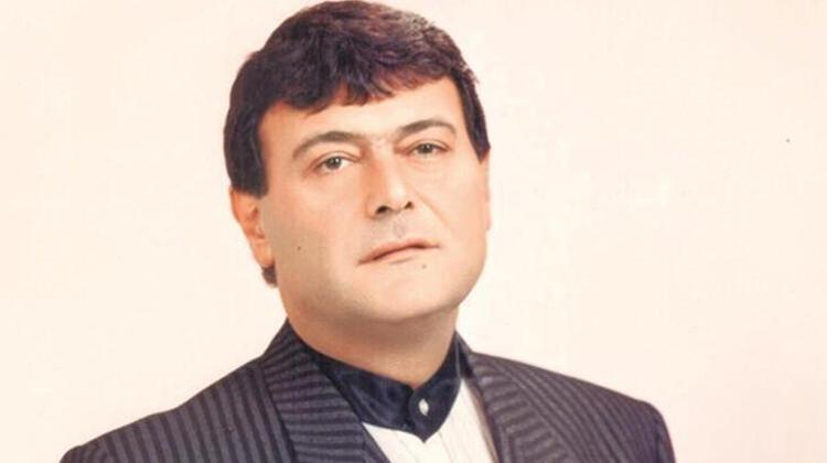 Aramızdan ayrılalı 12 yıl olan Ferdi Özbeğeni sevenleri unutmadı