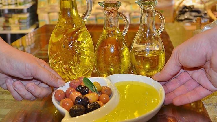 Bakanlık yeni listeyi açıkladı Zeytinyağı, beyaz peynir, kaşar... Sahte gıdalar listesinde daha neler var neler