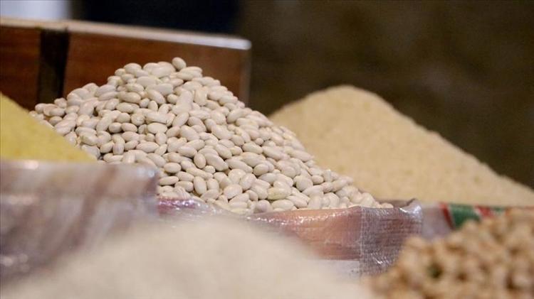 Kuru bakliyatların taze kalmasını sağlıyor Böceklenmeye karşı alınabilecek en basit önlem: Nohut, mercimek ve bulguru böyle saklayın