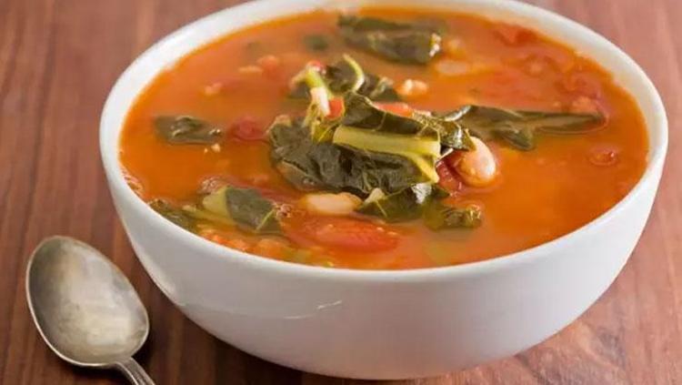 CİLT SAĞLIĞINI DESTEKLER: GENÇ VE PARLAK BİR CİLT