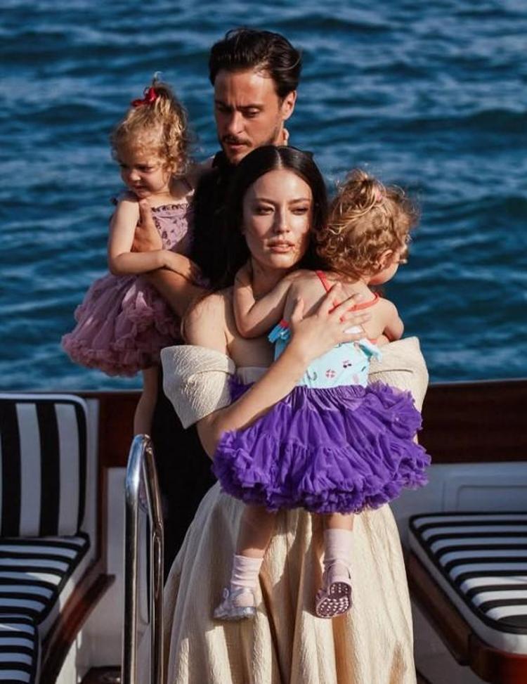 Boşanma iddiasında yeni gelişme Pelin Akil ve Anıl Altan 1 ay önce evleri ayırmış