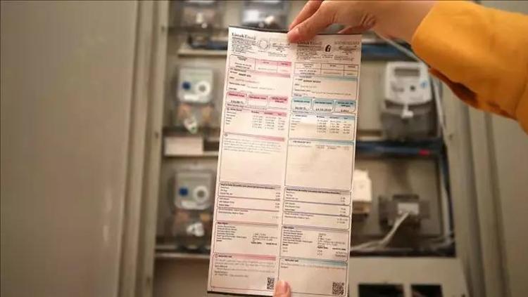 Boş yere fazla para ödemeyin Elektrik faturasını yarı yarıya düşürüyor: Bunları bilmiyorsanız elektrik tüketiminizi arttırıyorsunuz