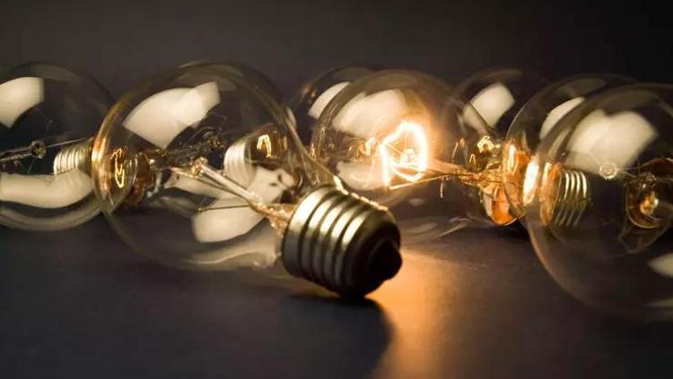 Boş yere fazla para ödemeyin Elektrik faturasını yarı yarıya düşürüyor: Bunları bilmiyorsanız elektrik tüketiminizi arttırıyorsunuz