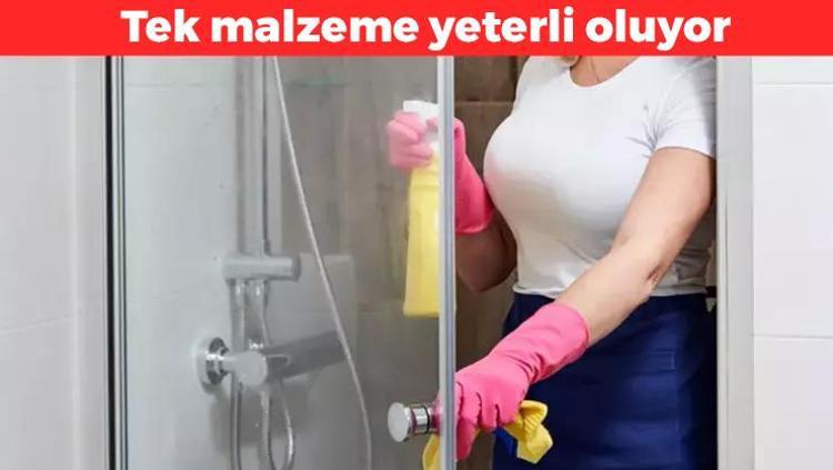 Duşakabininiz ayna gibi olacak Lekeleri saniyesinde çıkartıyor: Sadece tek malzeme yeterli oluyor