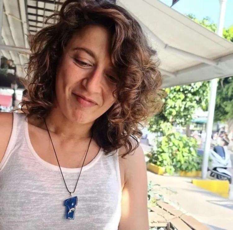 Metin Akpınar’ın kızı Duygu Nebioğlu’ndan dikkat çeken paylaşım Ah Metin Ah Her şeyi öğrendim