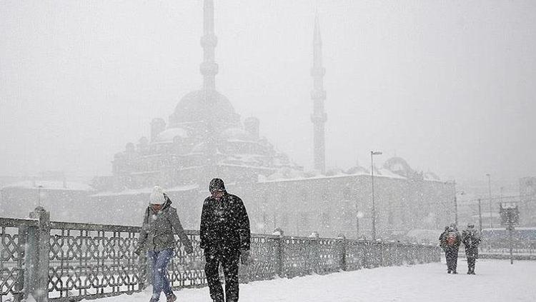 Kar yağışı okullar tatil mi Bugün okul var mı, tatil edildi mi 19 Şubat Çarşamba hangi illerde ve ilçelerde okullar tatil SON DAKİKA VALİLİK KARARLARI