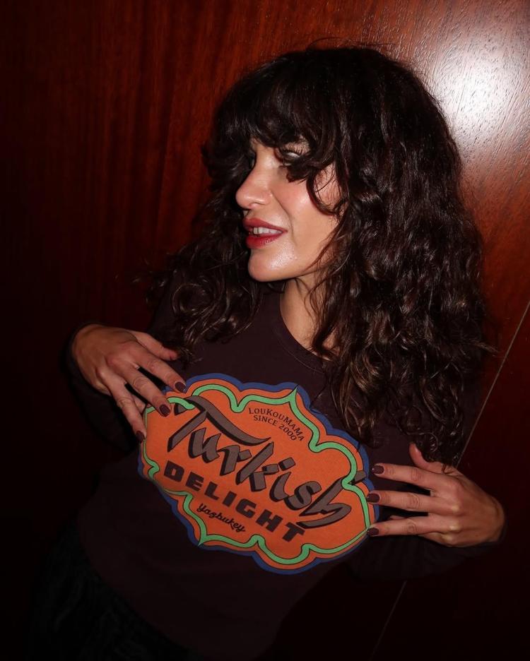 Berrak Tüzünataç dobra dobra konuştu Eski sevgililerimi yakmak istemiyorum