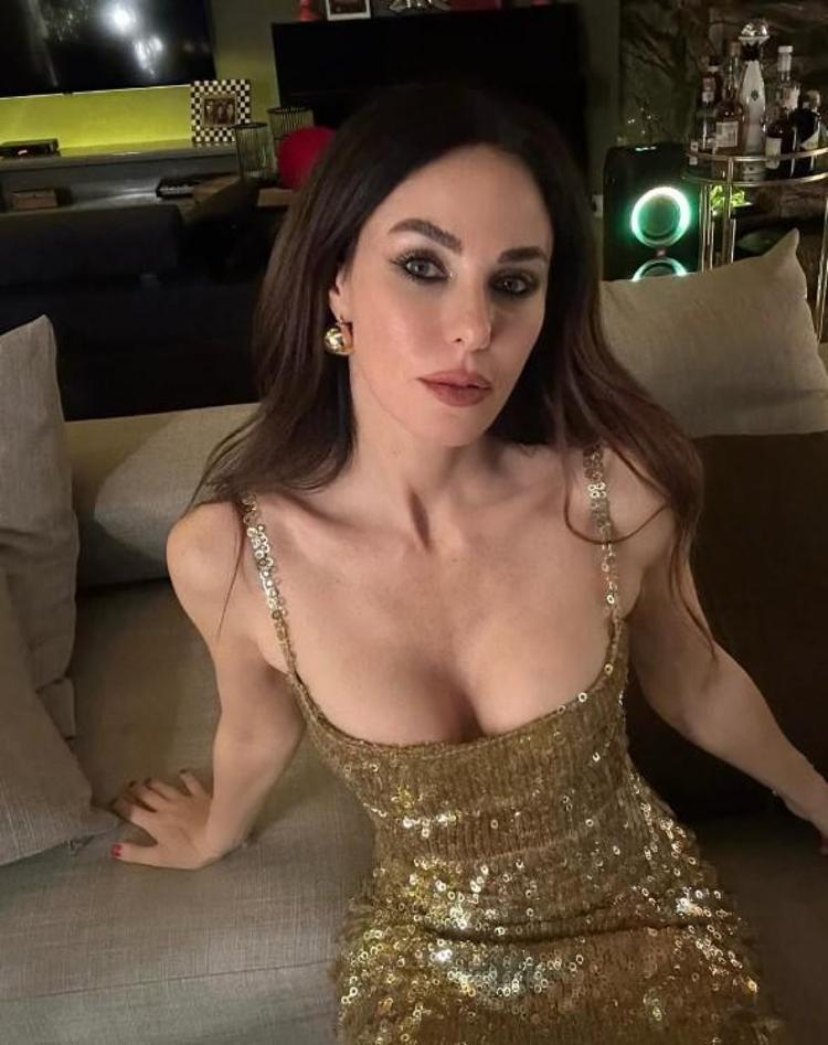 Defne Samyeliden yıllar öncesine götüren paylaşım Tepkisi dikkat çekti