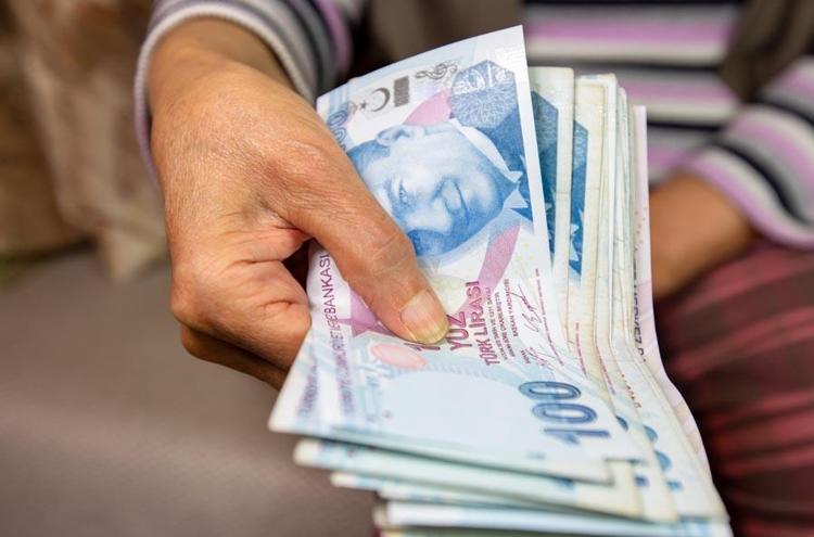 Emekli promosyonu 40 bin lira olur mu Emekli maaşı alanlar için kritik uyarı: Anlaşma yapmadan önce bu tarihe dikkat...