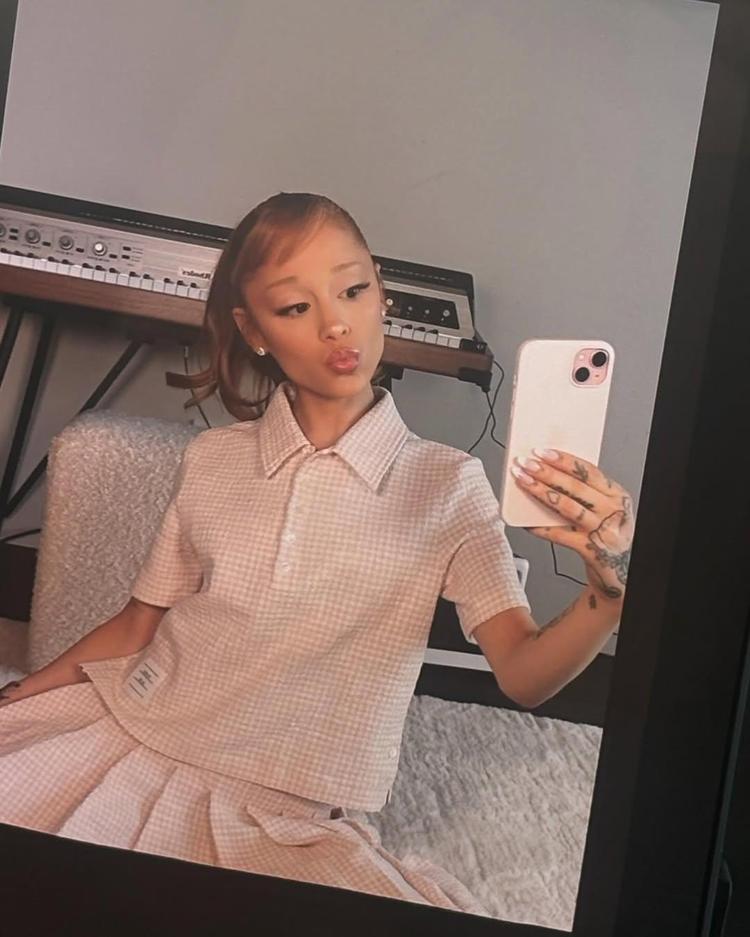 Ariana Grandenin sevenleri endişeli Durmak nedir bilmiyor